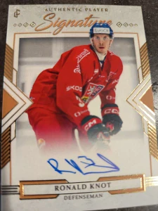 Ronald Knot Authentic Player Signature White 15/20